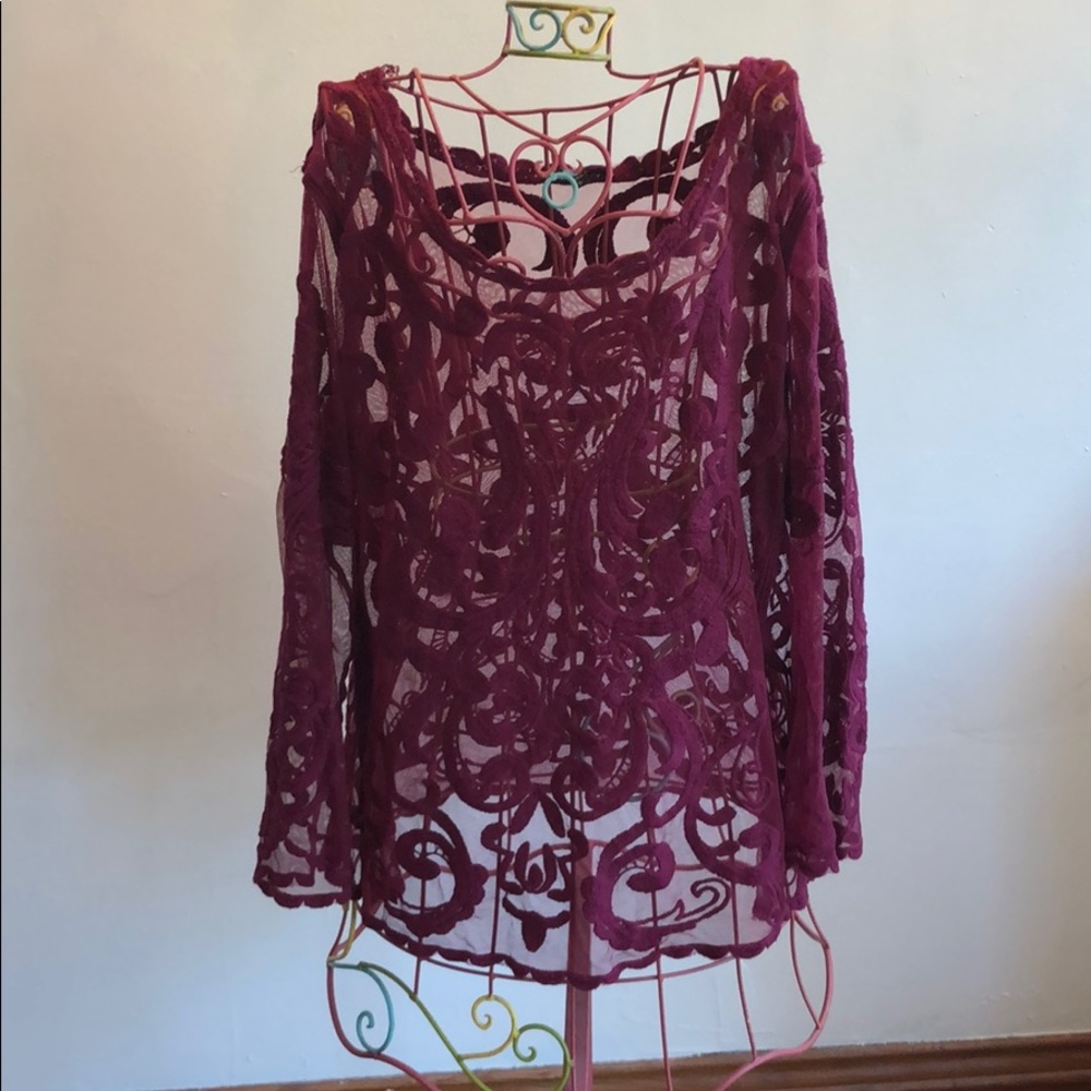Beautiful Burgundy Lace Cut Out Top Size L